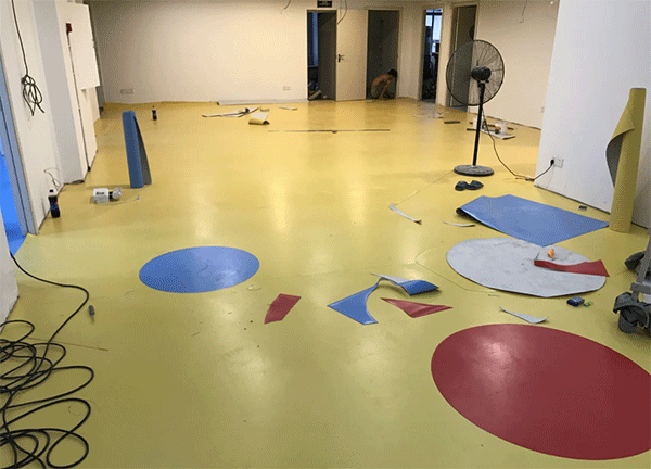 PVC地板的裝飾材料有哪些？這兩種原材料完全不同